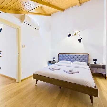Blue Nest