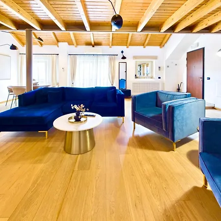 Blue Nest *